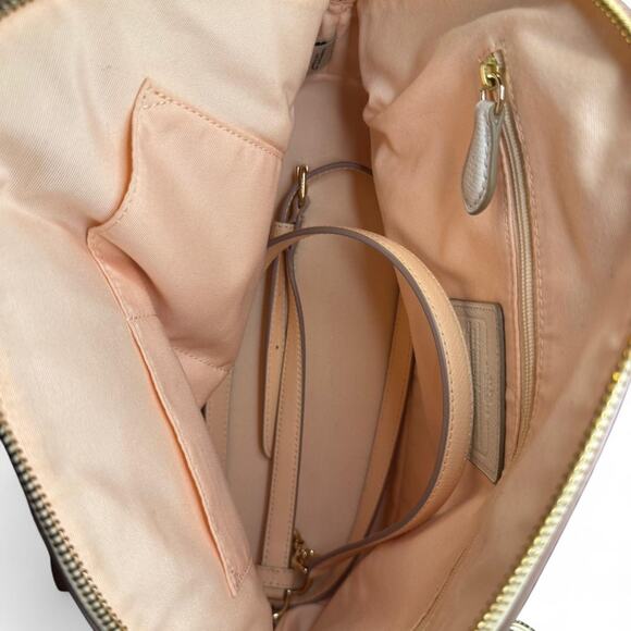 Peach coach leather purse - Picture 5 of 6